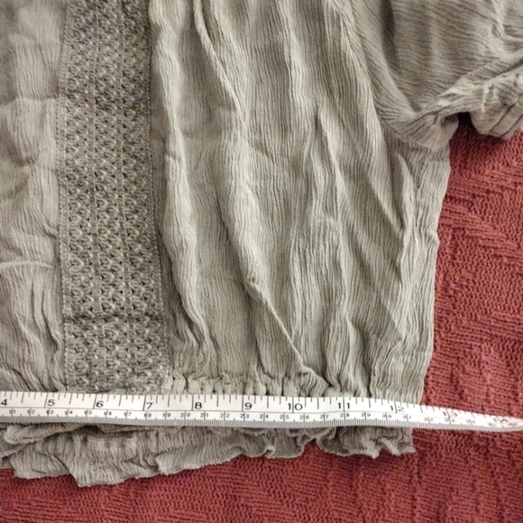 Salty Lemon Beach Crop Top with Matching Shorts in Thyme Size Small - Picture 9 of 12